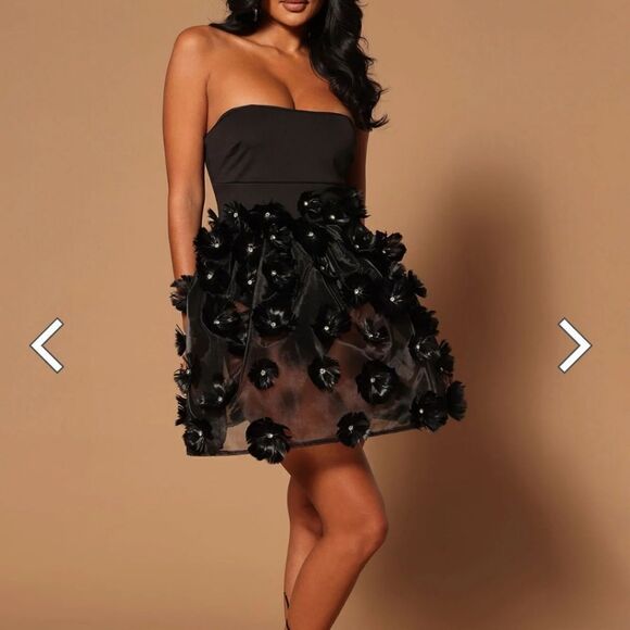 New with tags Julianna Embellished Dress Fashion Nova Size Small - Picture 1 of 2